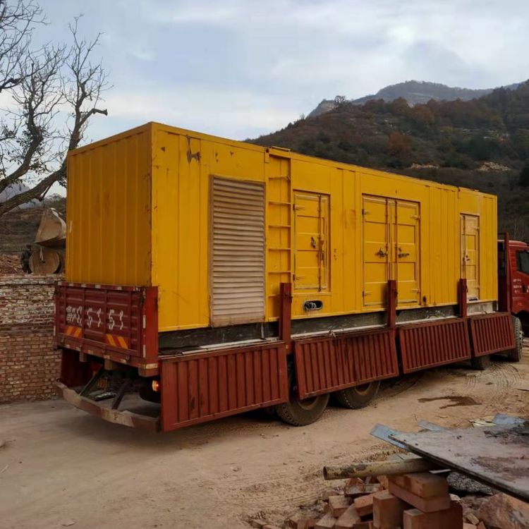 南岔200kW 发电机组在带电阻性负载时，输出功率会受到哪些因素的影响？