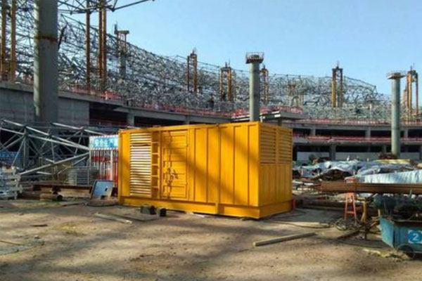 南岔发电机出租如何判断空气滤清器是否需要更换？